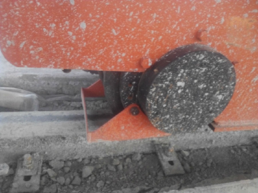 內(nèi)蒙古蘭石門(mén)式起重機(jī)安全監(jiān)控系統(tǒng)現(xiàn)場(chǎng)安裝圖十一