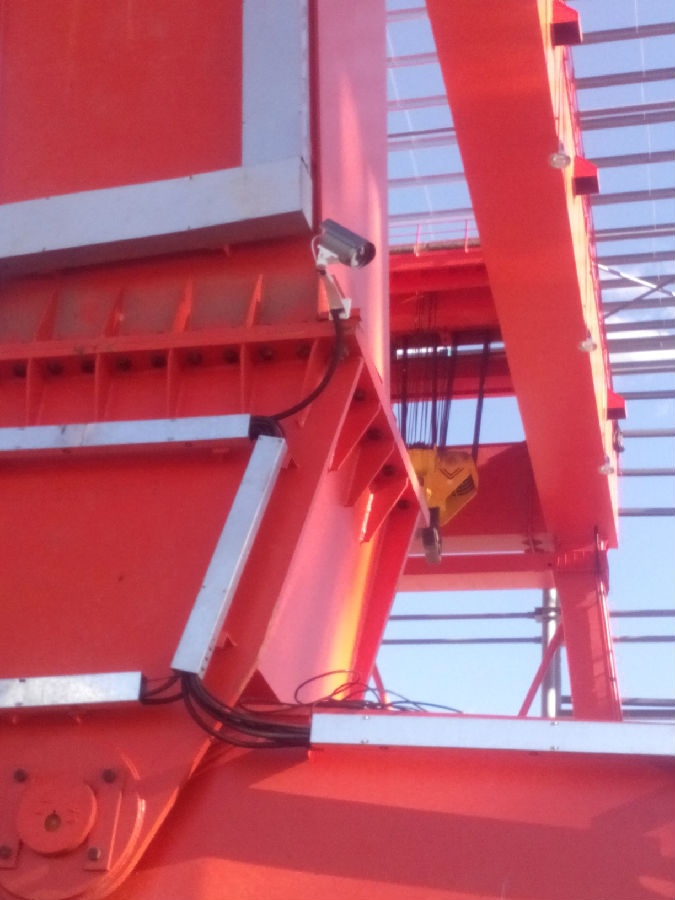 內(nèi)蒙古蘭石門(mén)式起重機(jī)安全監(jiān)控系統(tǒng)現(xiàn)場(chǎng)安裝圖十二